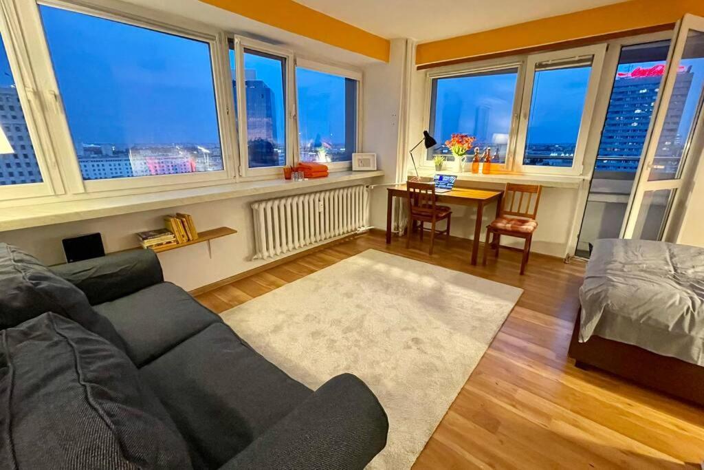 Orange Metro Fast Wifi 1Gbs Big Tv Hbo Appletv Apartment Warsaw Luaran gambar