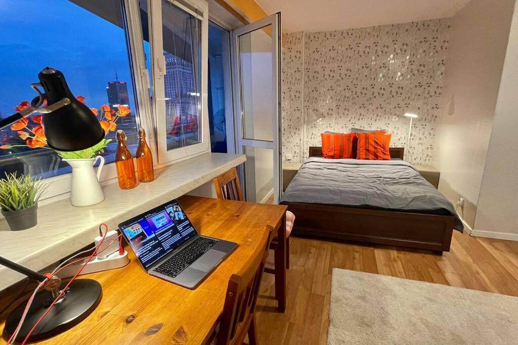 Orange Metro Fast Wifi 1Gbs Big Tv Hbo Appletv Apartment Warsaw Luaran gambar