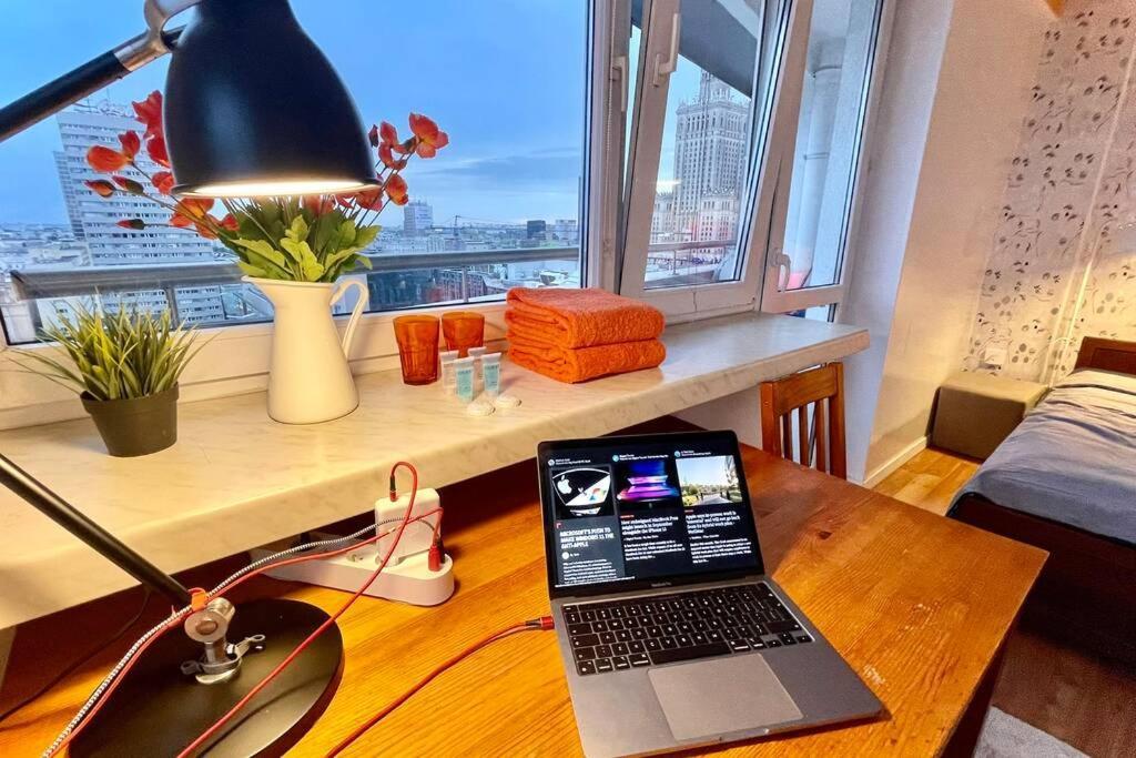 Orange Metro Fast Wifi 1Gbs Big Tv Hbo Appletv Apartment Warsaw Luaran gambar