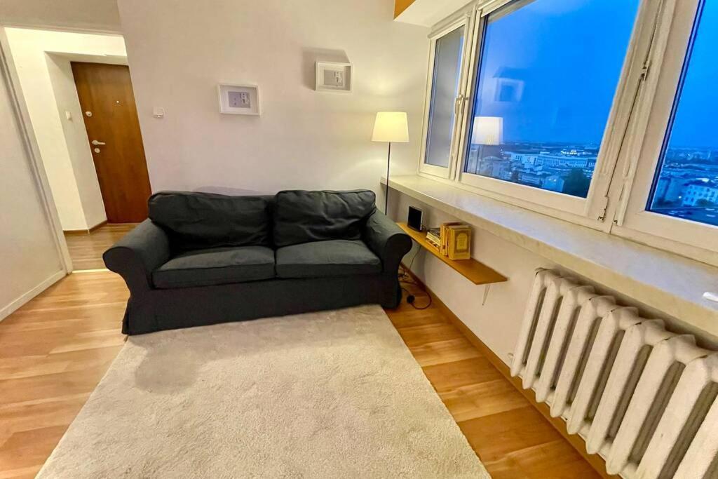 Orange Metro Fast Wifi 1Gbs Big Tv Hbo Appletv Apartment Warsaw Luaran gambar